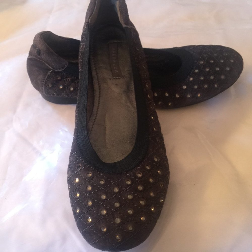 Apepazza flat with jewels